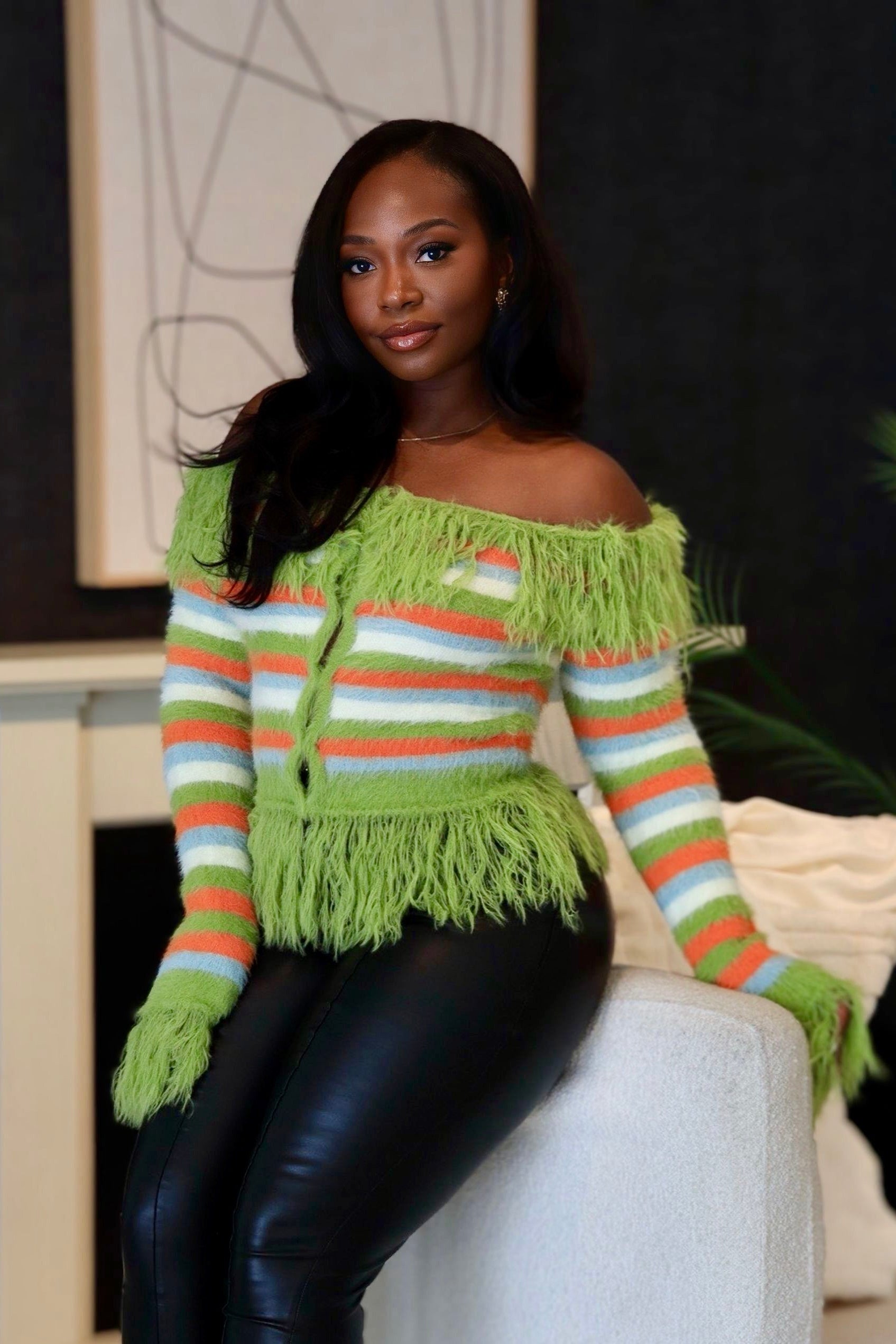 Girly Pop – Off Shoulder Textured Knit