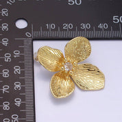 Soleil – Gold Flower Stud Earrings