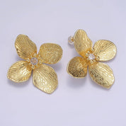 Soleil – Gold Flower Stud Earrings