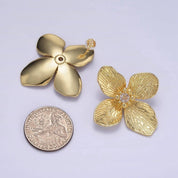 Soleil – Gold Flower Stud Earrings